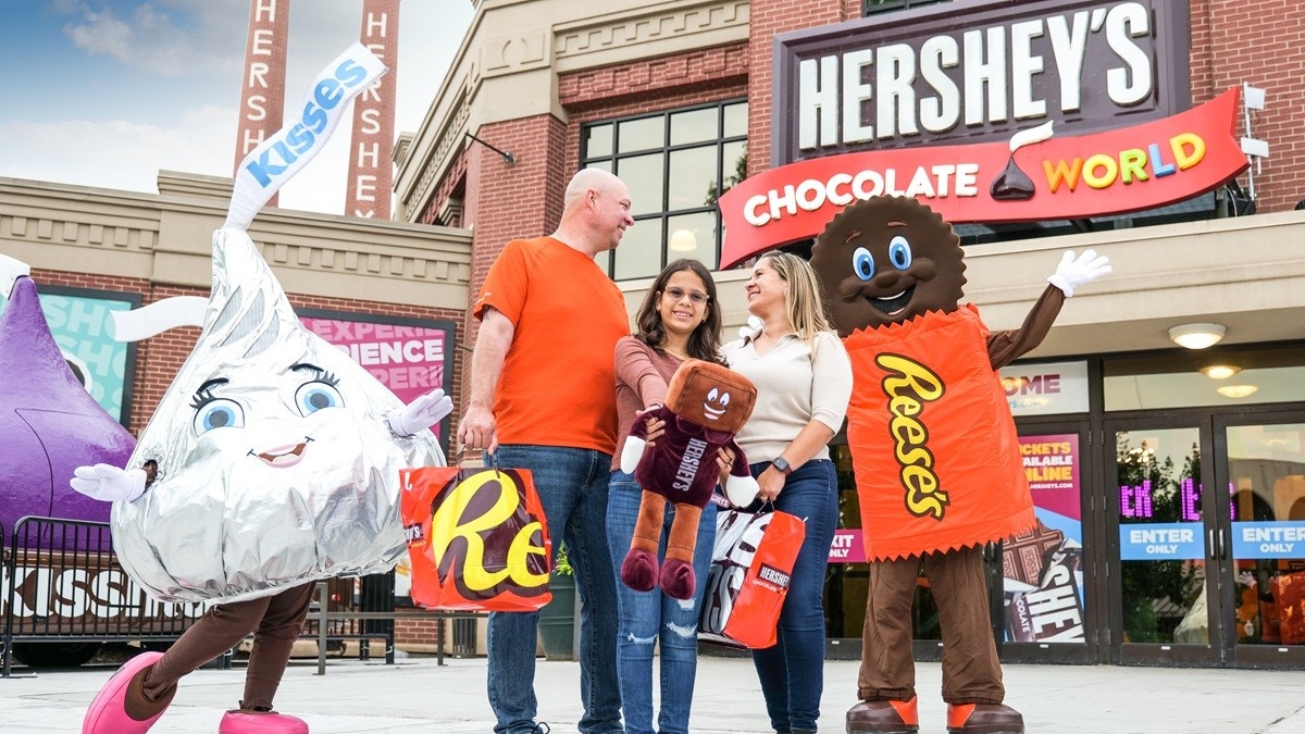 Family Outside Hershey's Chocolate World