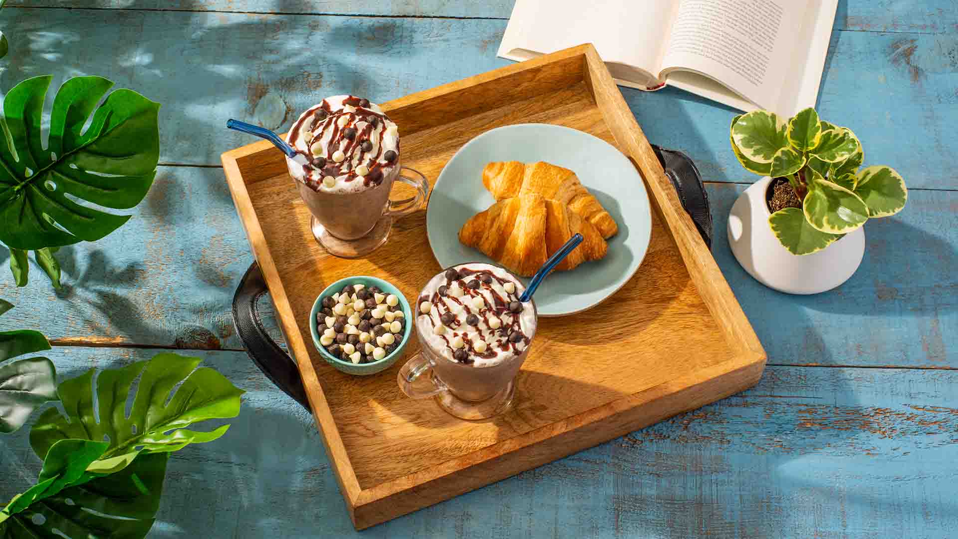 CHIPITS COOKIES 'N' CREME Milkshake Recipe | Recipes