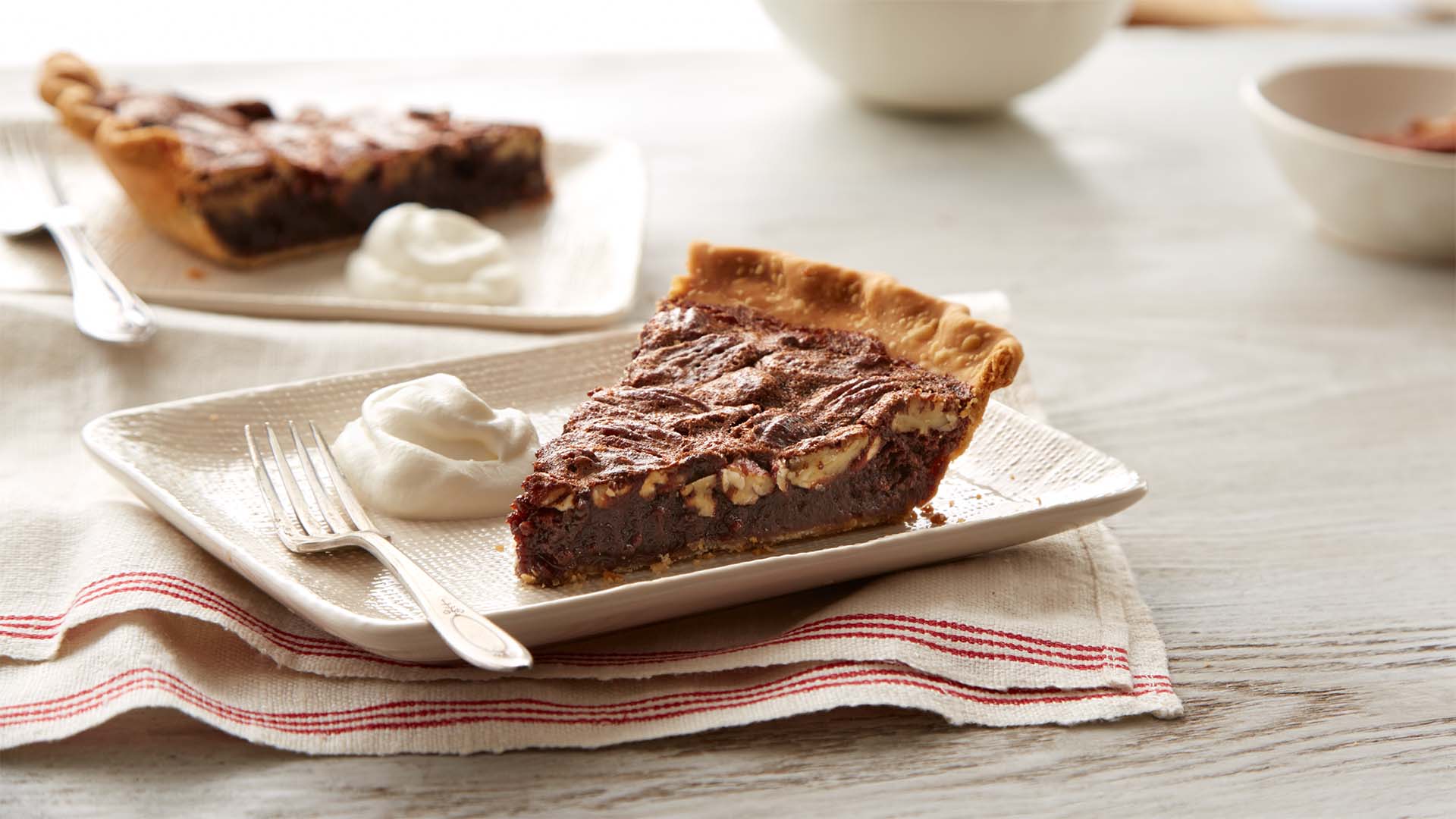 hersheys chocolate pecan pie recipe