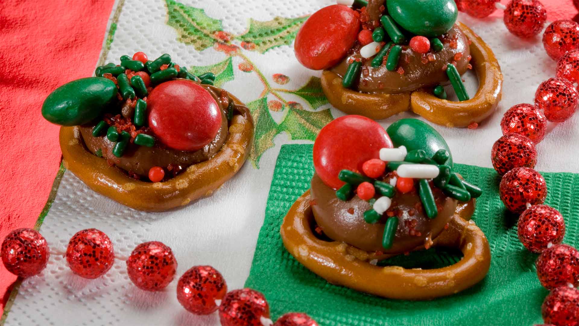 hersheys kisses holiday candy twists