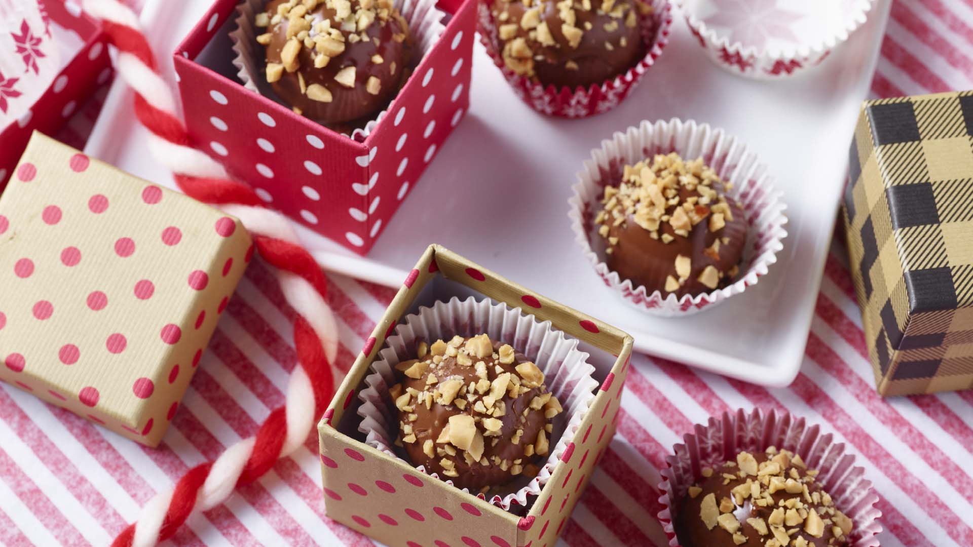 peanut butter fudge balls recipe