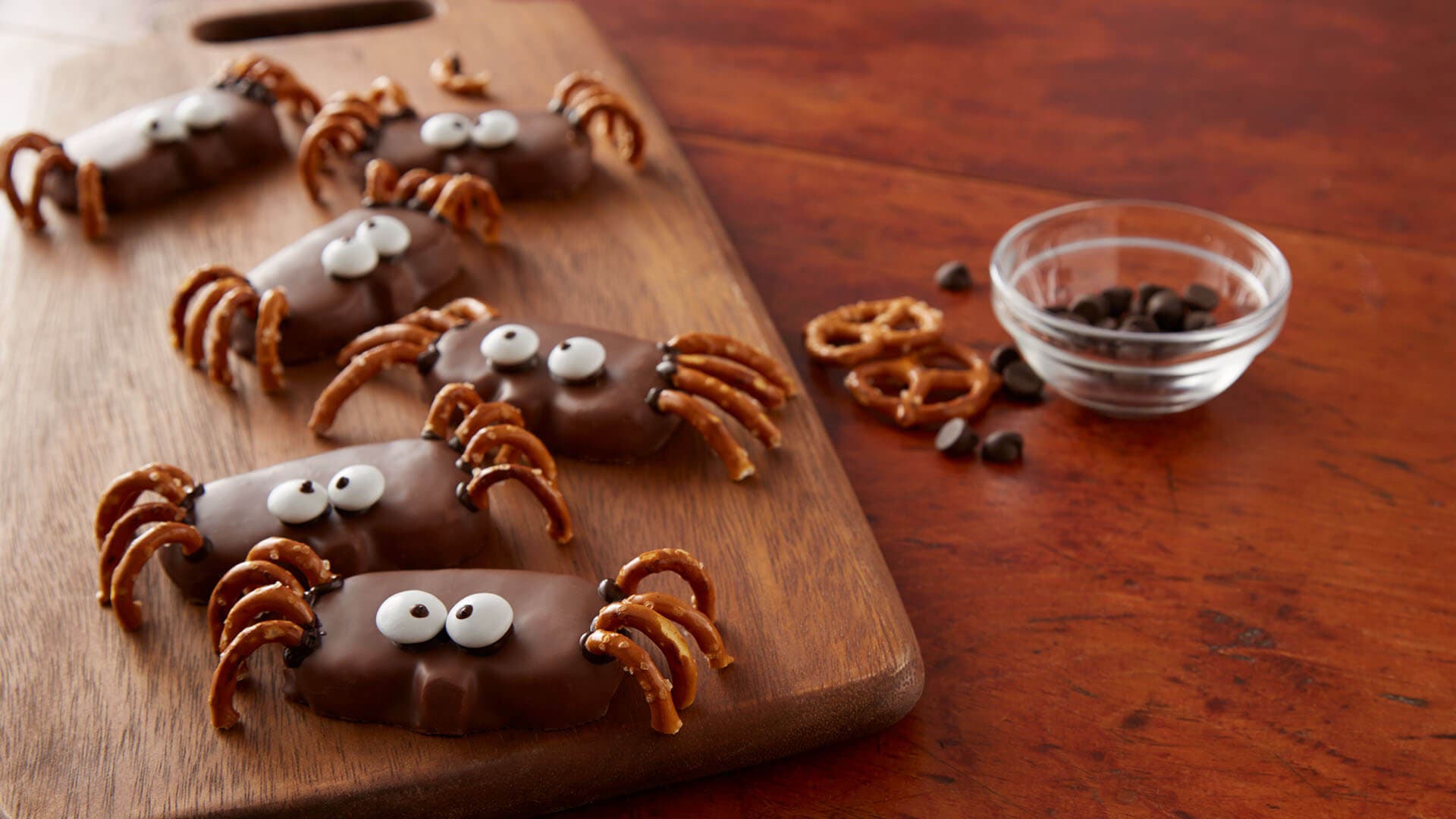 reeses peanut butter pumpkin spiders recipe