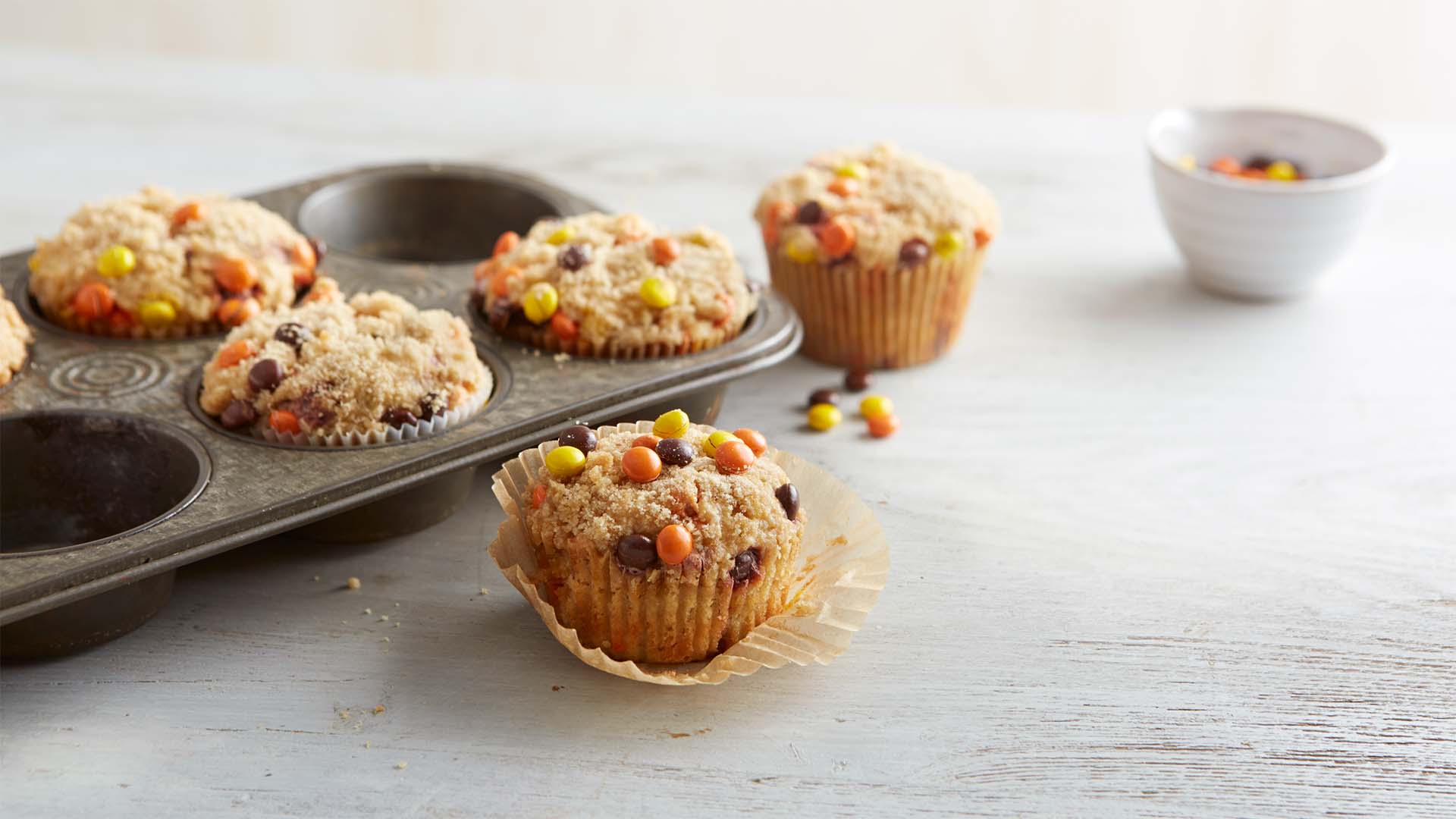 reeses pieces mini muffins recipe