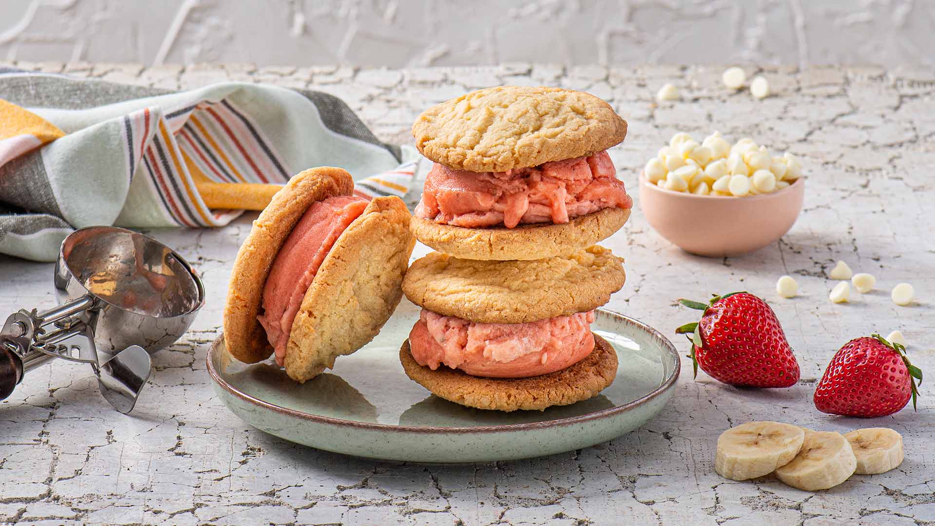 strawberry banana nice cream sandwiches