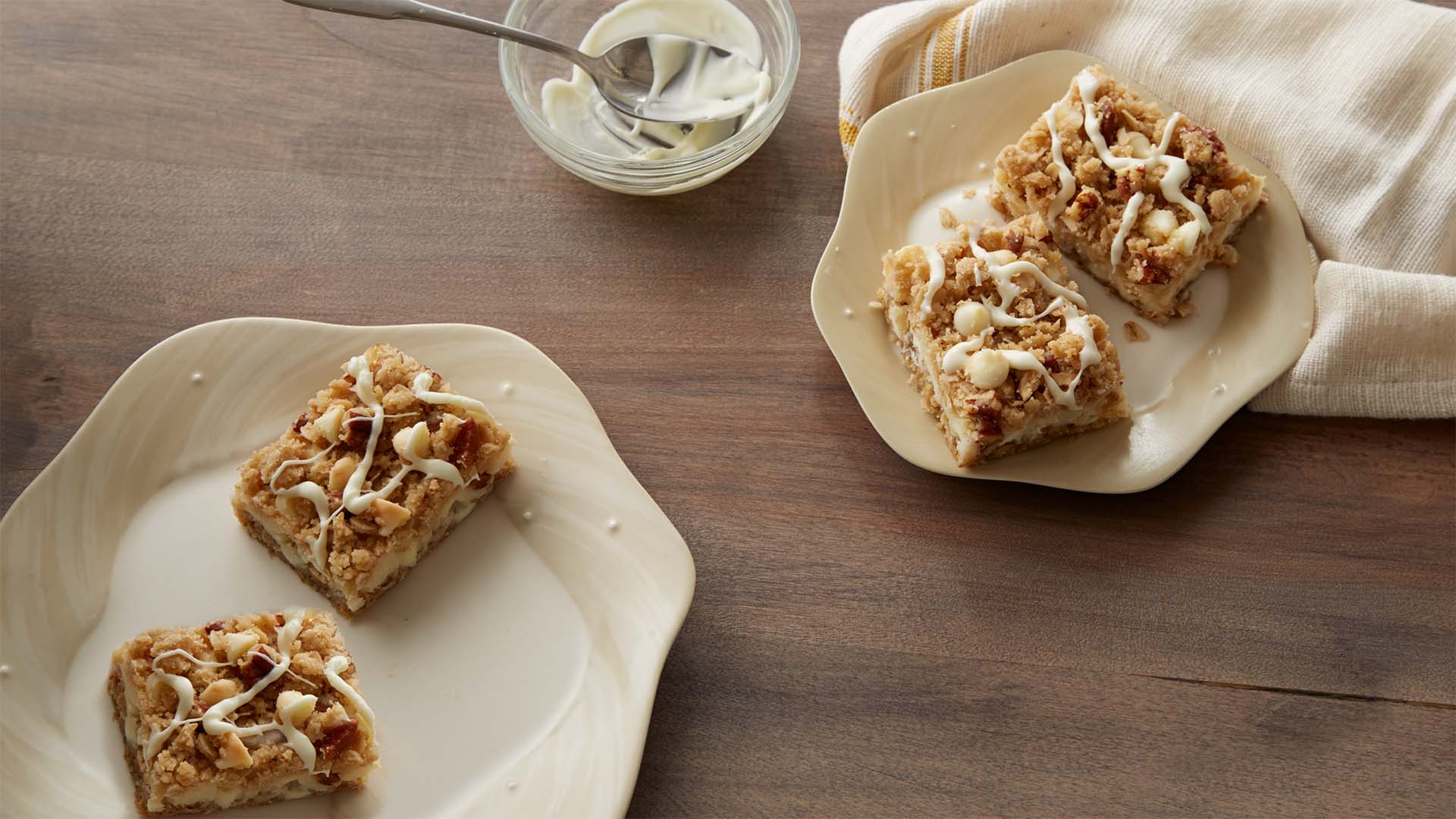 barres streusel au citron et aux brisures de creme blanche