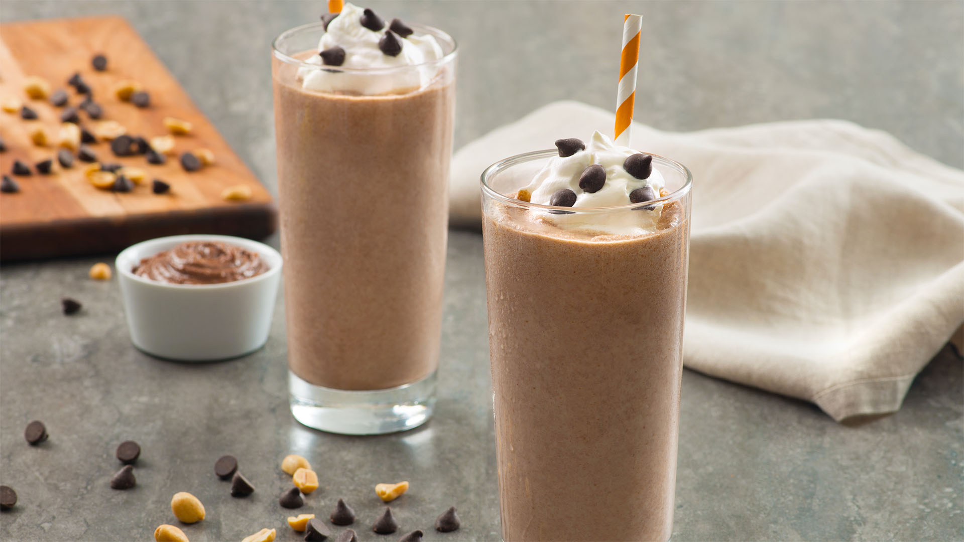 lait frappe a la banane au beurre d arachides et au chocolat