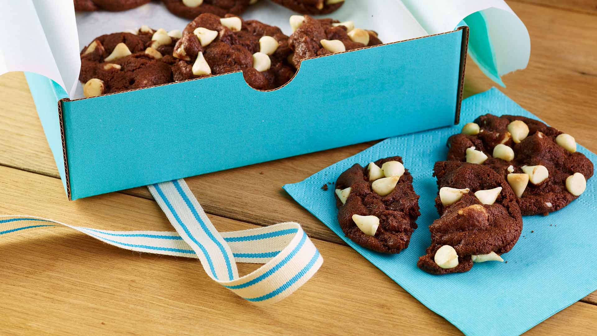 biscuits au chocolat avec brisures de creme blanche chipits suprêmes